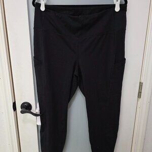 🖤 Torrid Active Black Capri Leggings - Size 2 - Comfy with Pockets! 🏃‍♀️